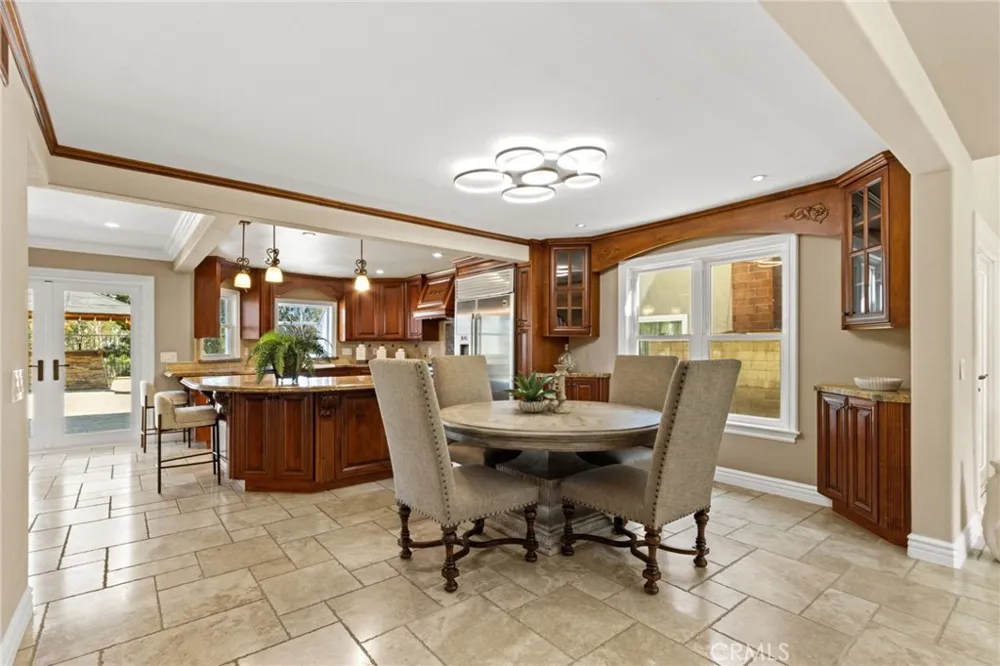 6573 E North View Drive Anaheim Hills, CA 92807