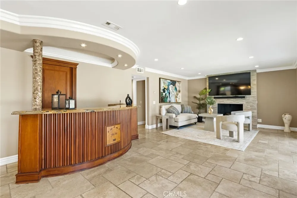 6573 E North View Drive Anaheim Hills, CA 92807