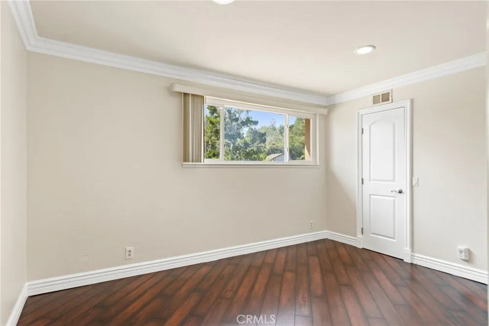 6573 E North View Drive Anaheim Hills, CA 92807