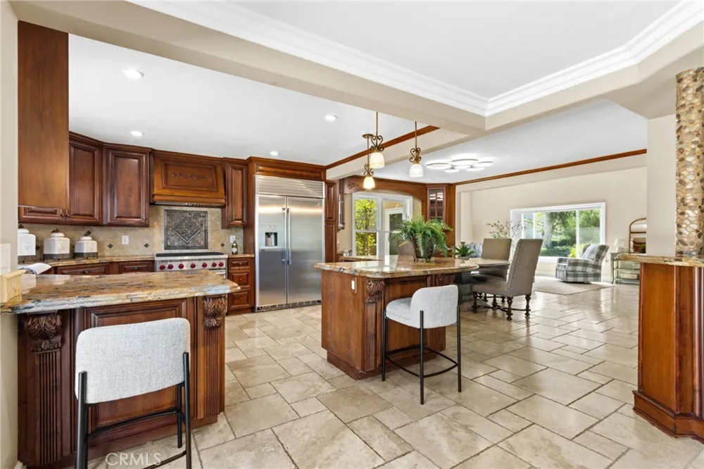 6573 E North View Drive Anaheim Hills, CA 92807