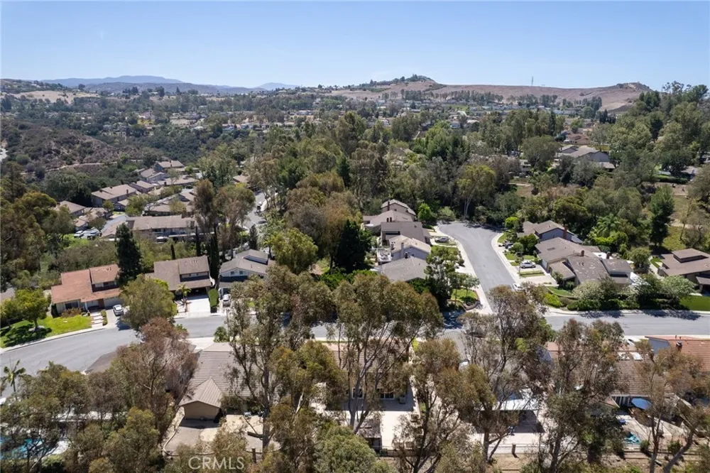 6573 E North View Drive Anaheim Hills, CA 92807