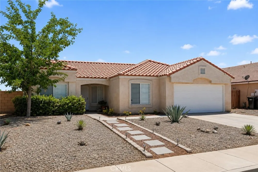 3106 Old Country Rosamond, CA 93560