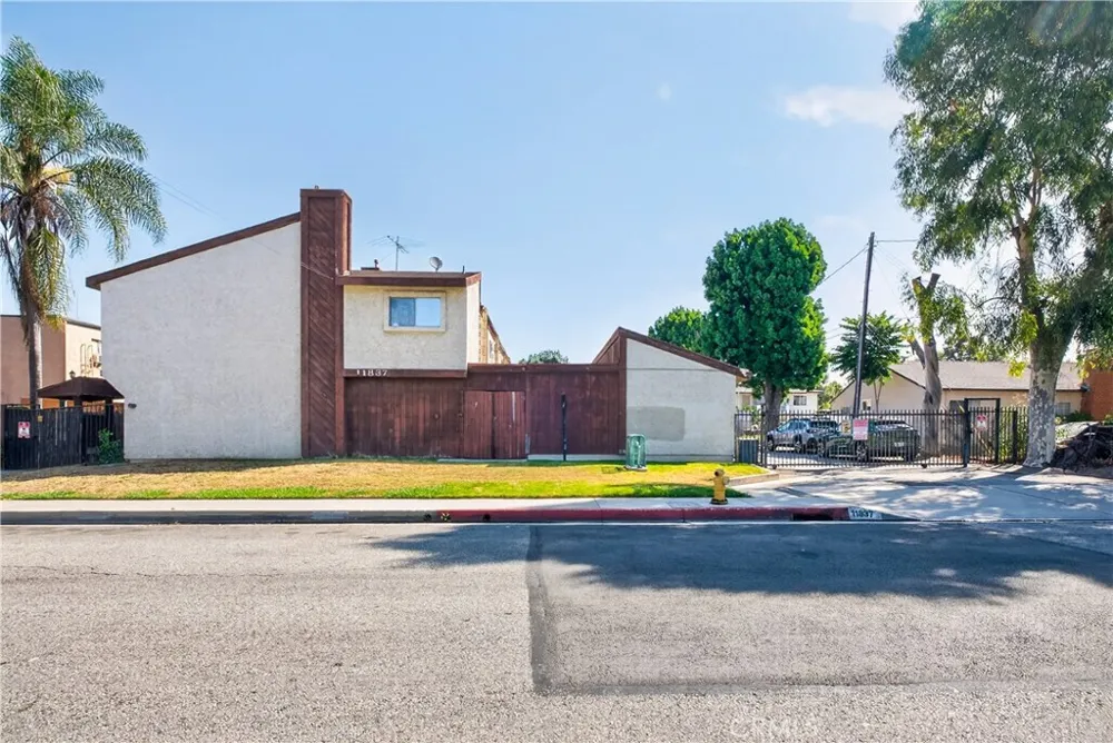 11837 Ferris #K El Monte, CA 91732