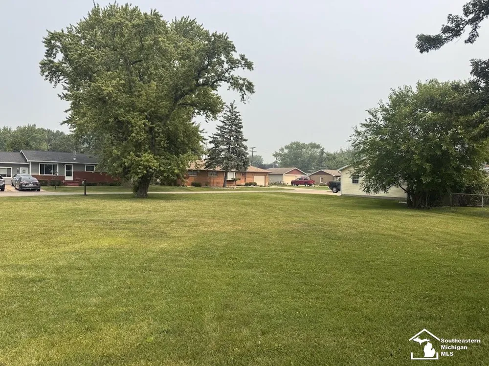 Navarre Boulevard Frenchtown Township, MI 48162