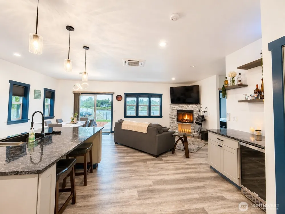 574 Weatherwax Loop NE Ocean Shores, WA 98569