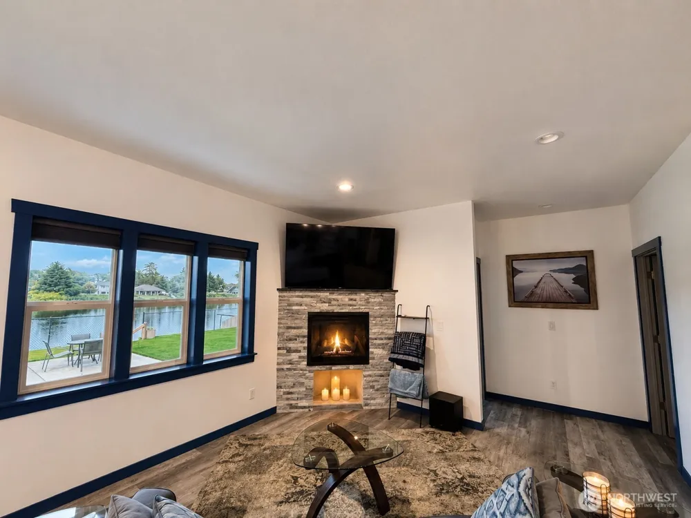 574 Weatherwax Loop NE Ocean Shores, WA 98569