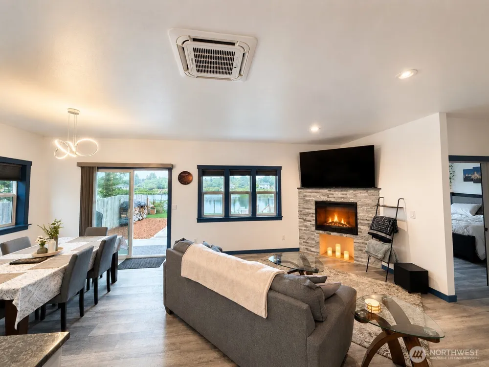 574 Weatherwax Loop NE Ocean Shores, WA 98569