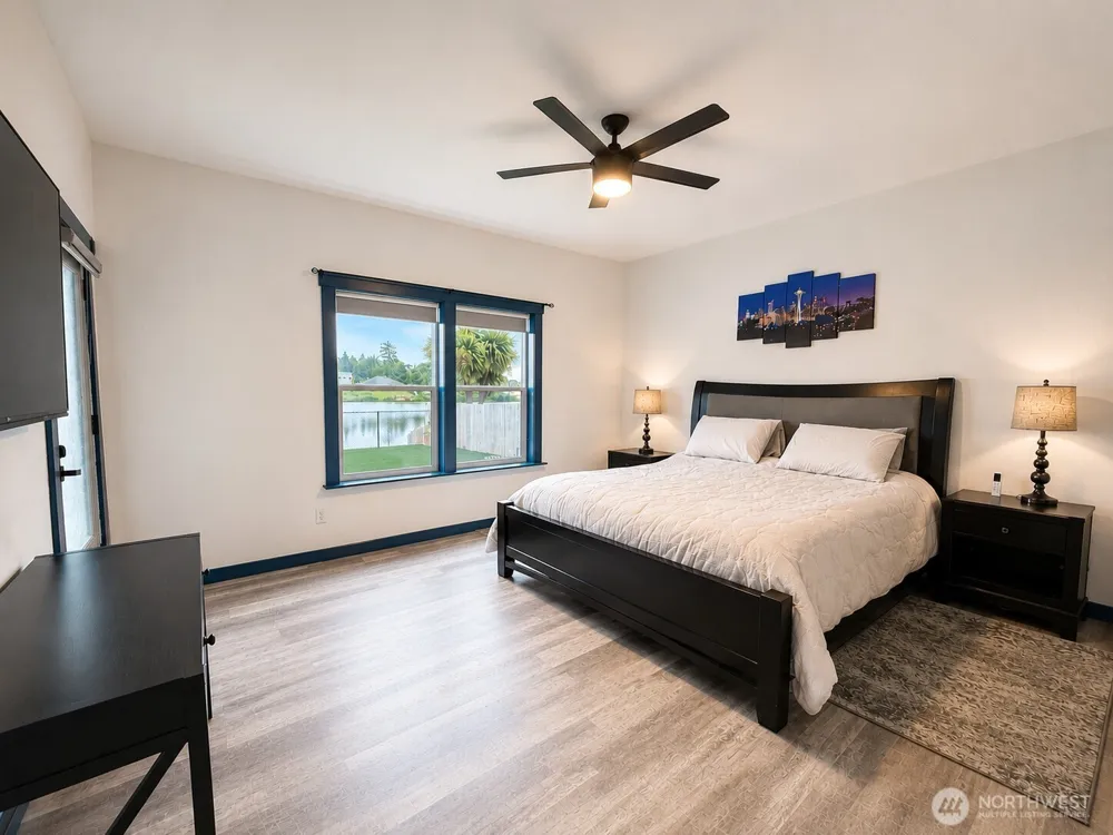 574 Weatherwax Loop NE Ocean Shores, WA 98569