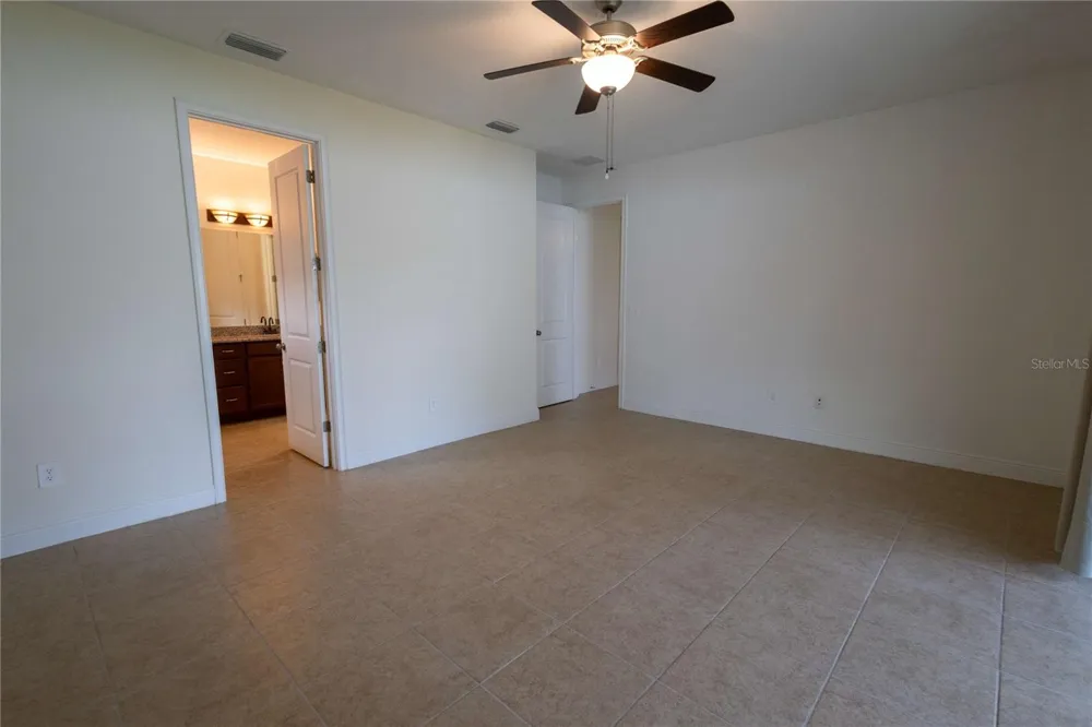 1214 FLORABLU DRIVE Seffner, FL 33584