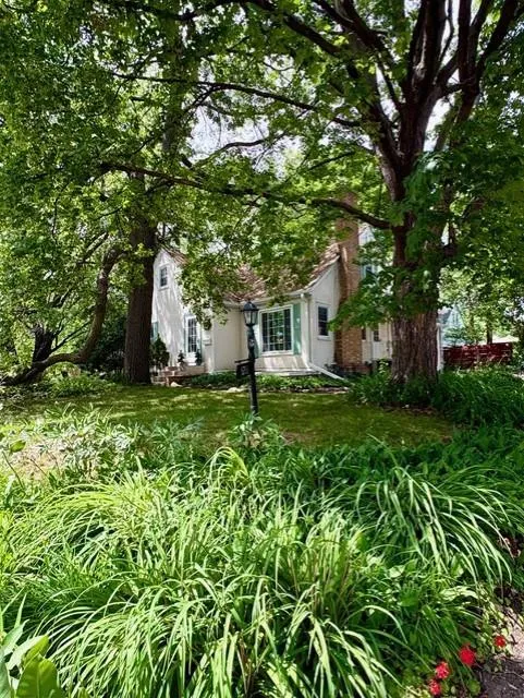 5216 Benton Avenue Edina, MN 55436