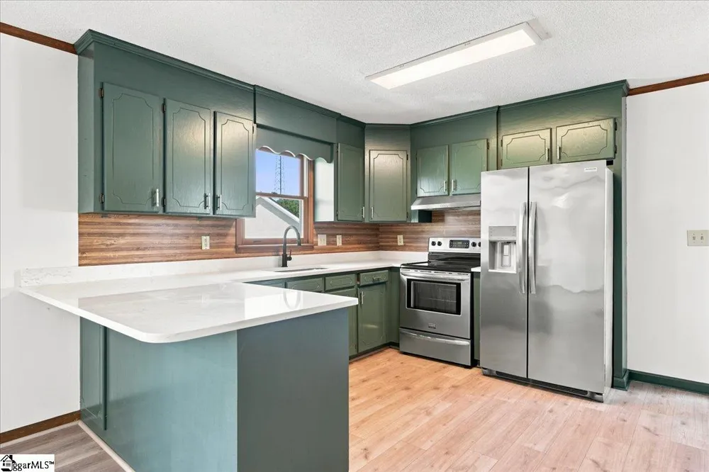 803 Quillen Avenue Fountain Inn, SC 29644