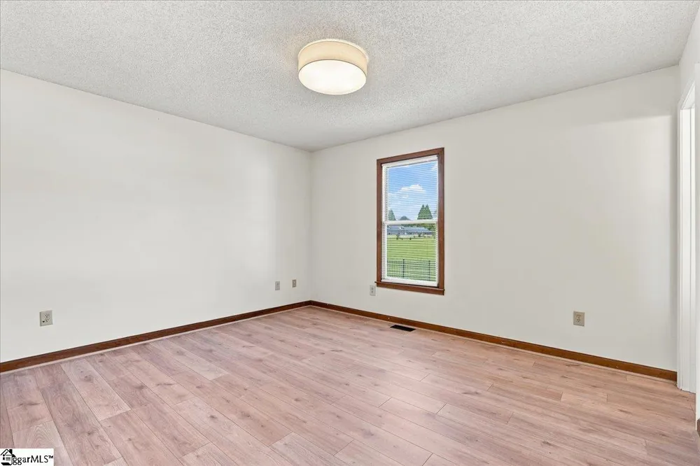 803 Quillen Avenue Fountain Inn, SC 29644