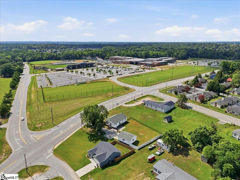 803 Quillen Avenue Fountain Inn, SC 29644