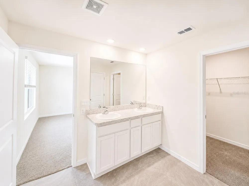 10642 CHIPPEWA DRIVE Parrish, FL 34219