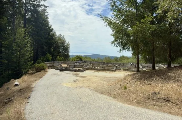 1374 Weston Ridge Road Scotts Valley, CA 95066