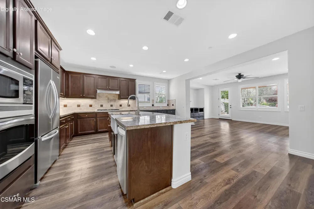 13907 Bear Fence Court Moorpark, CA 93021