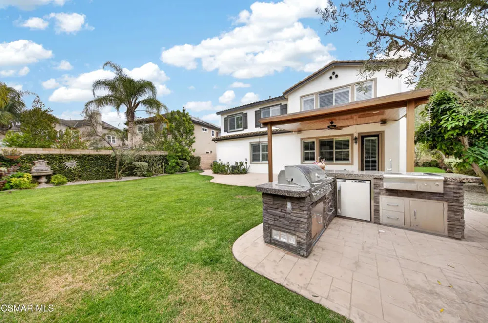 13907 Bear Fence Court Moorpark, CA 93021