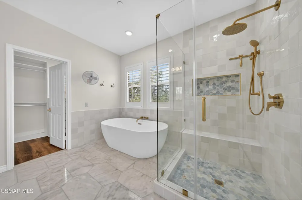 13907 Bear Fence Court Moorpark, CA 93021