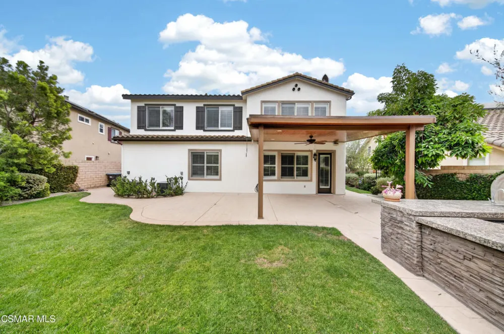 13907 Bear Fence Court Moorpark, CA 93021