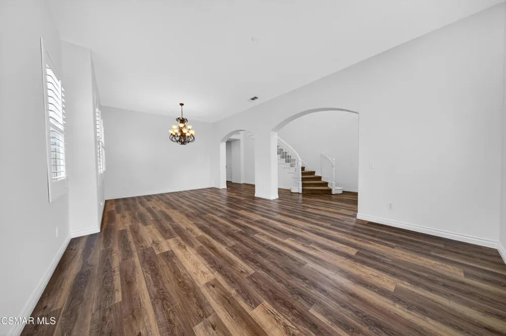 13907 Bear Fence Court Moorpark, CA 93021