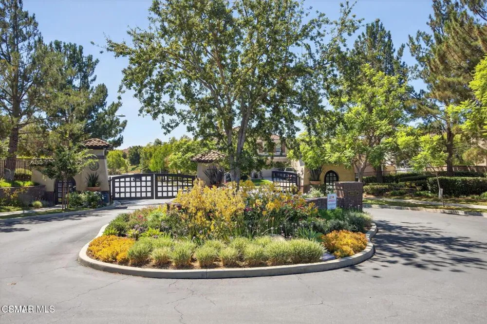 13907 Bear Fence Court Moorpark, CA 93021