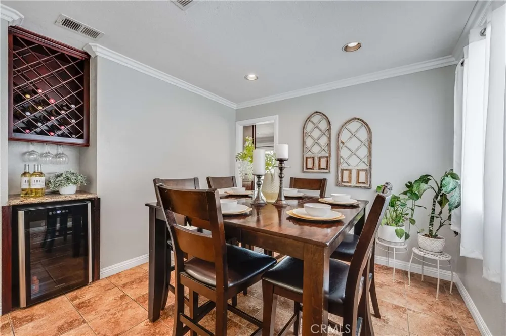 1121 Country Place Redlands, CA 92374