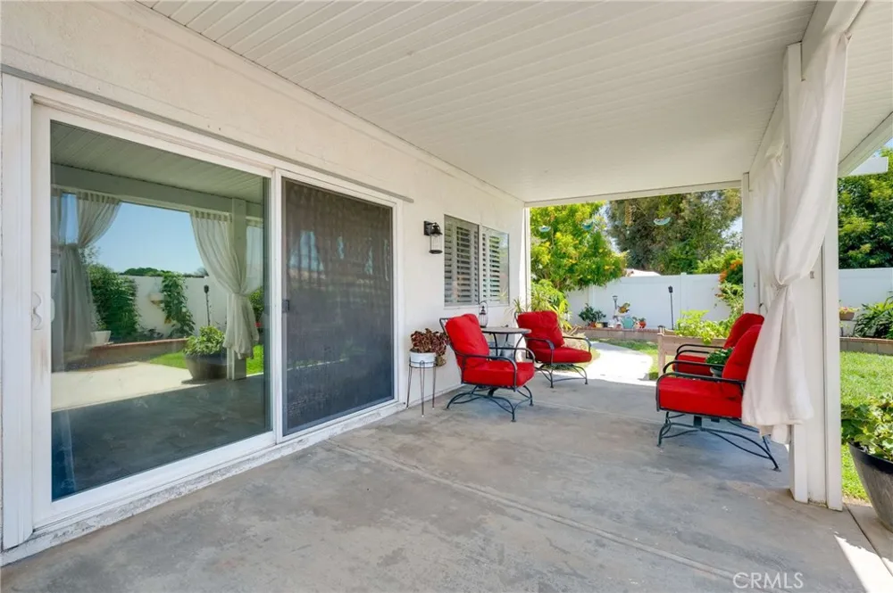 1121 Country Place Redlands, CA 92374