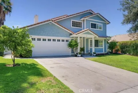 1121 Country Place