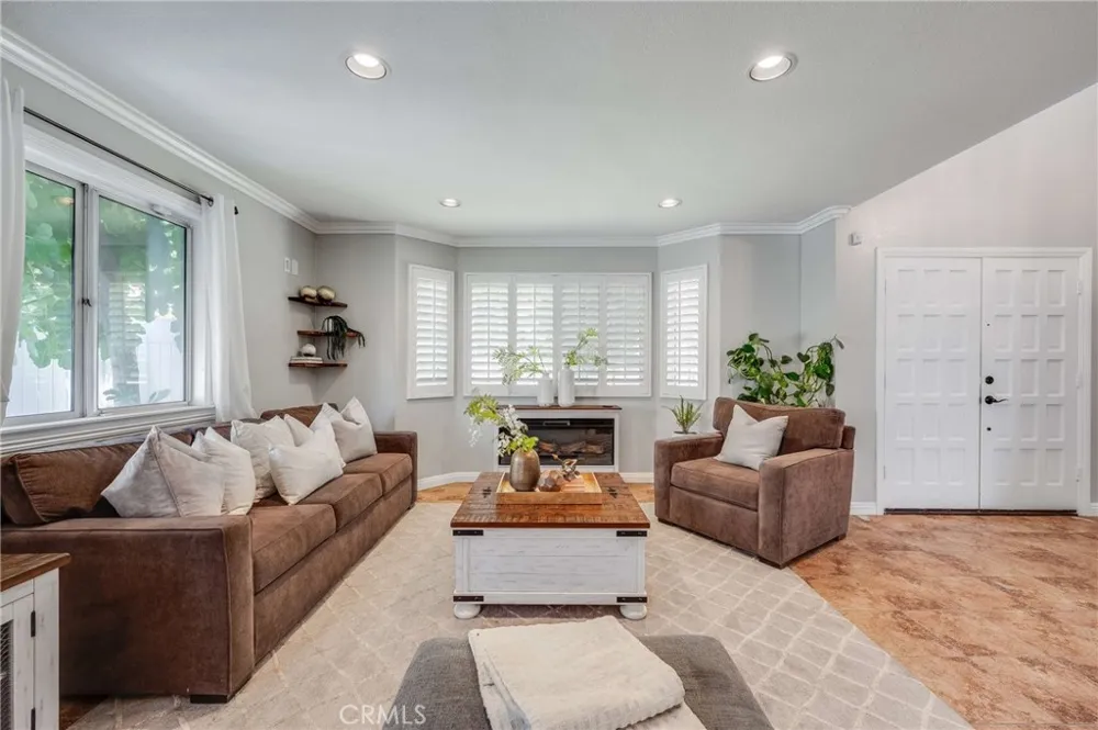 1121 Country Place Redlands, CA 92374