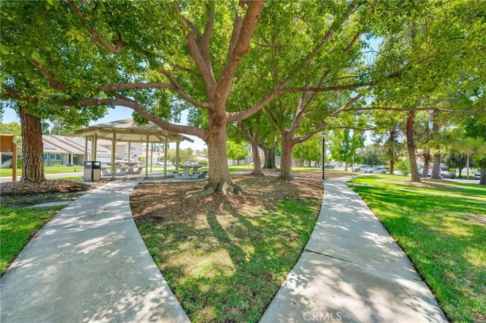 1121 Country Place Redlands, CA 92374