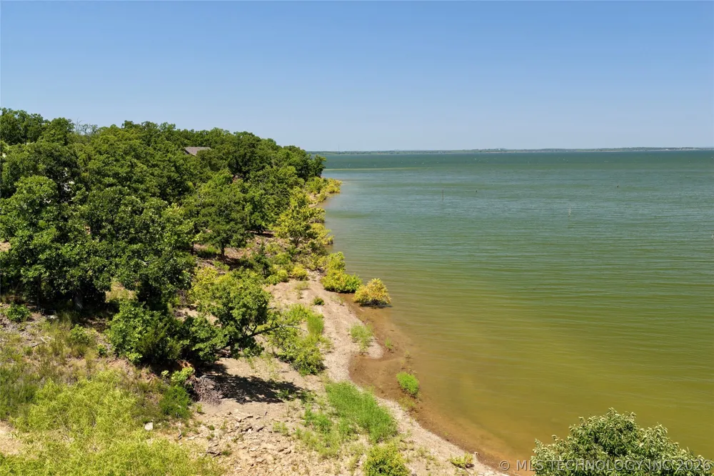 239 Patriot Pointe Eufaula, OK 74432