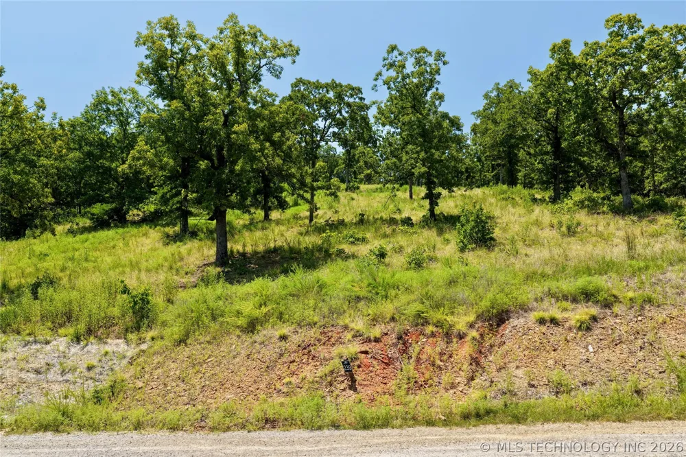 239 Patriot Pointe Eufaula, OK 74432