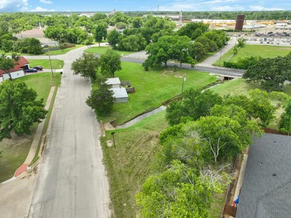 602 Trinity Street Cleburne, TX 76031