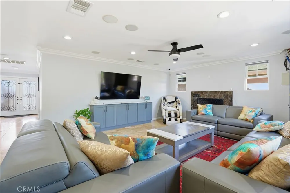 2346 W 234th W Torrance, CA 90501