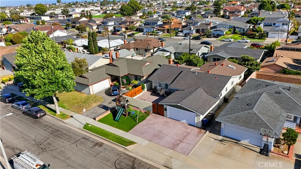 2346 W 234th W Torrance, CA 90501