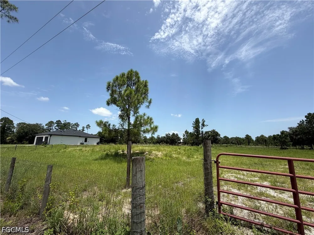 3rd Terrace Labelle, FL 33935