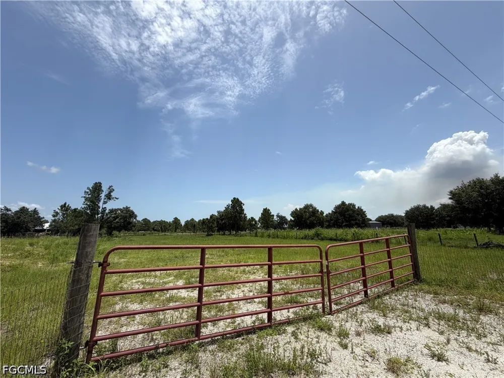 3rd Terrace Labelle, FL 33935