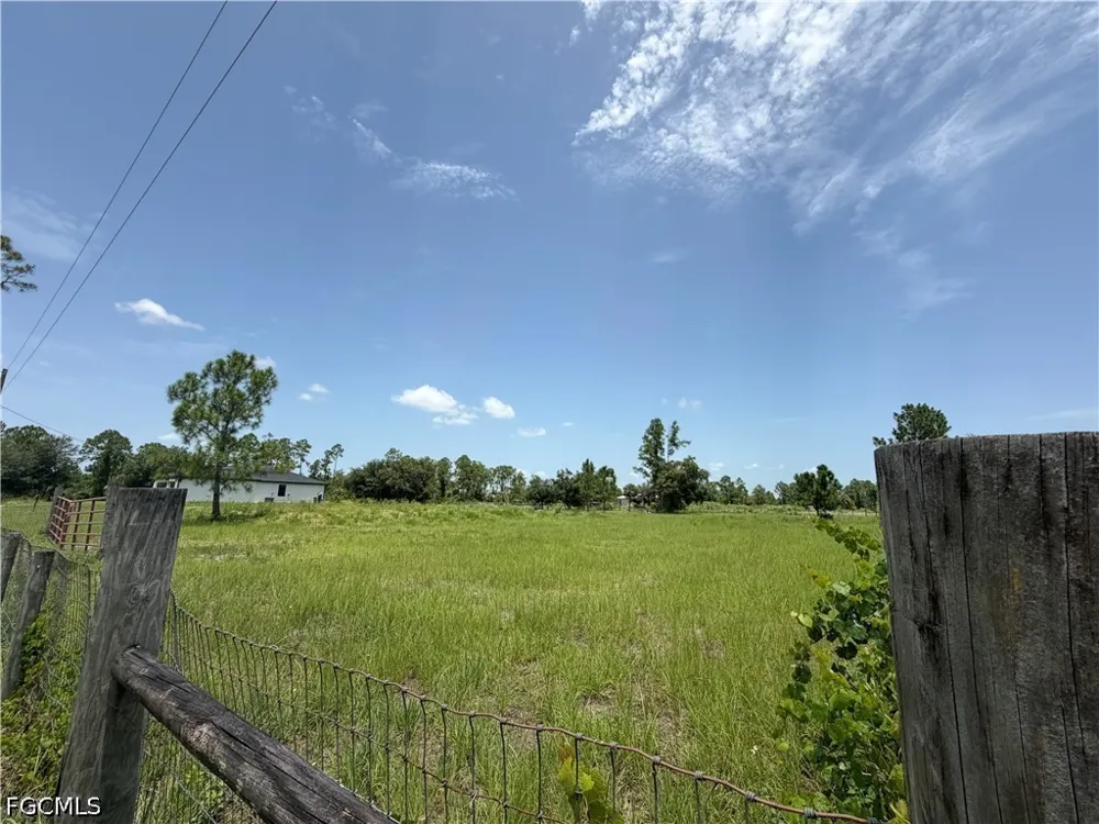 3rd Terrace Labelle, FL 33935