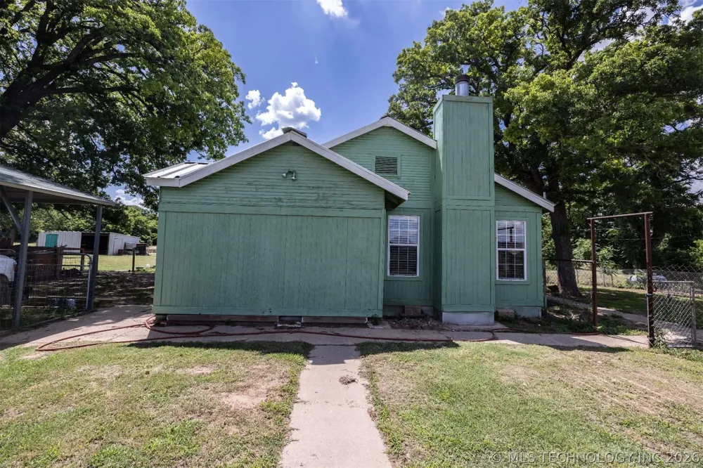 2307 County Road 3416 Byars, OK 74831