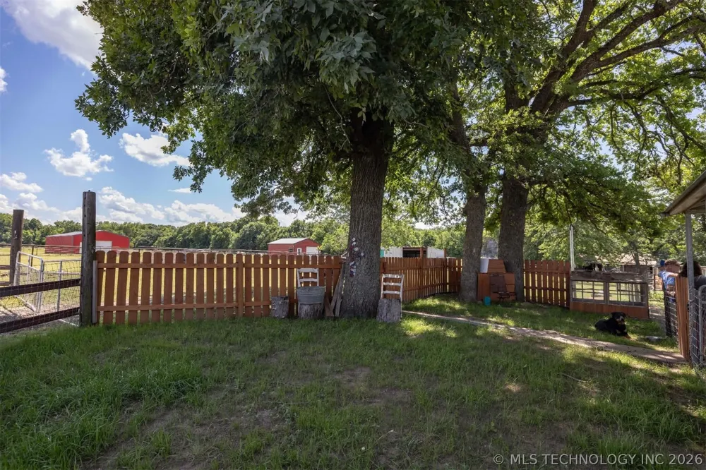 2307 County Road 3416 Byars, OK 74831