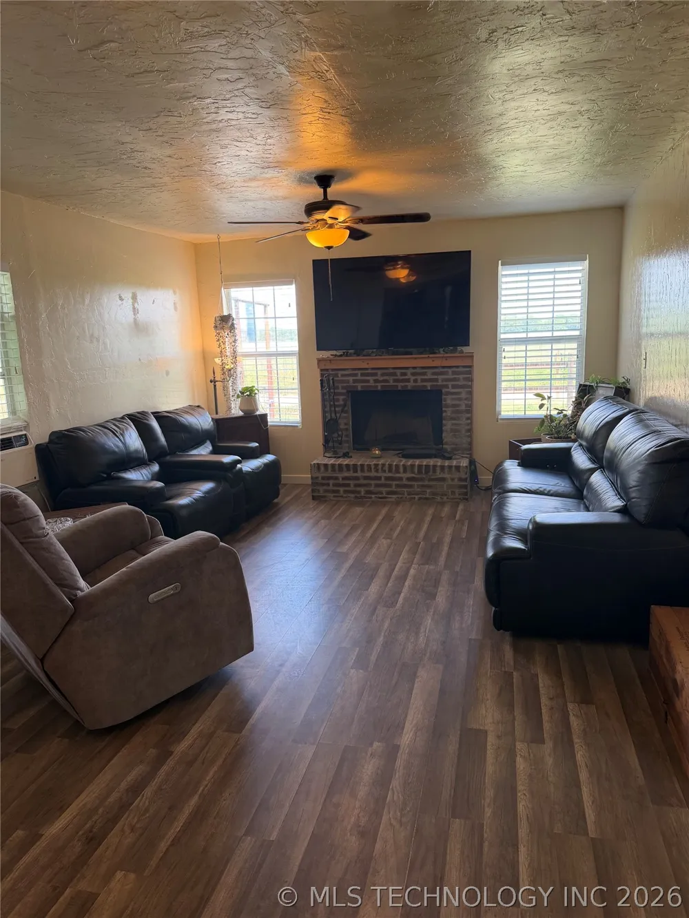 2307 County Road 3416 Byars, OK 74831