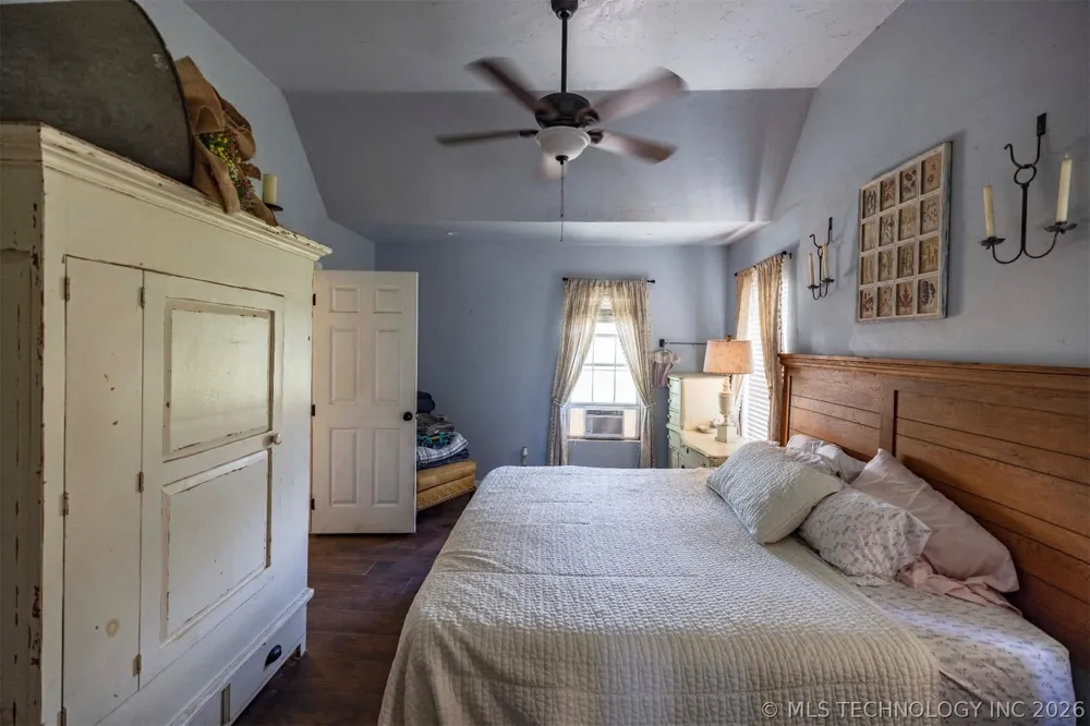 2307 County Road 3416 Byars, OK 74831