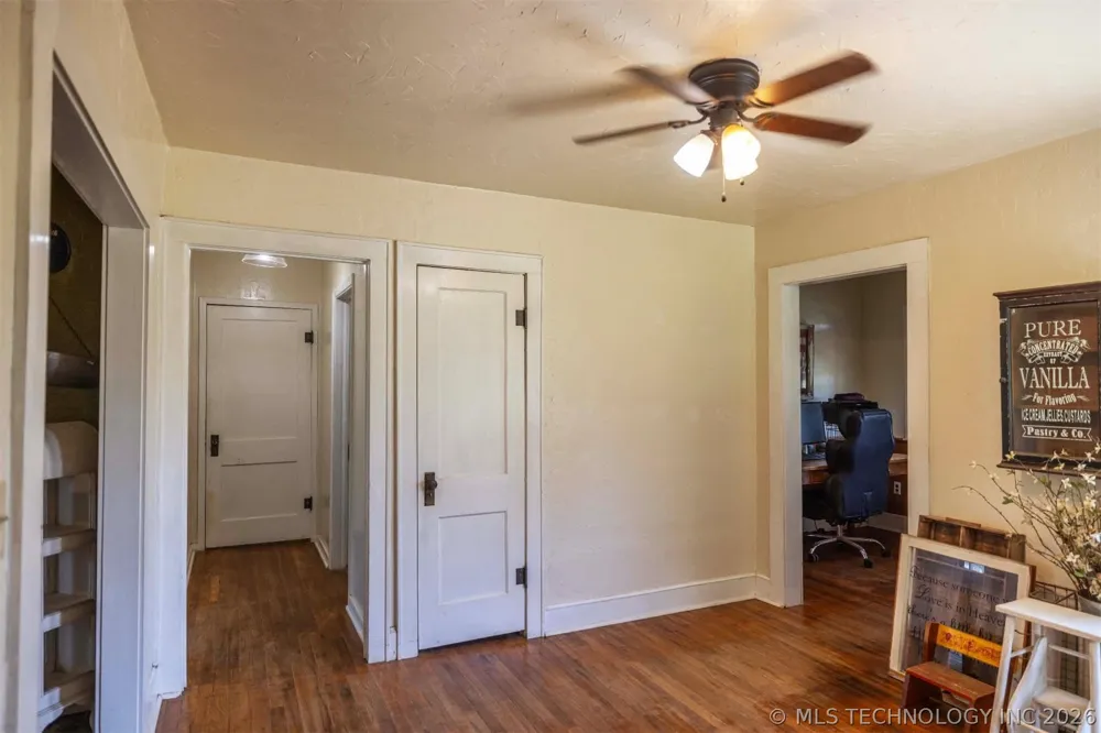 2307 County Road 3416 Byars, OK 74831