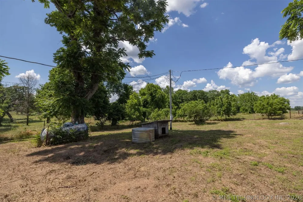 2307 County Road 3416 Byars, OK 74831