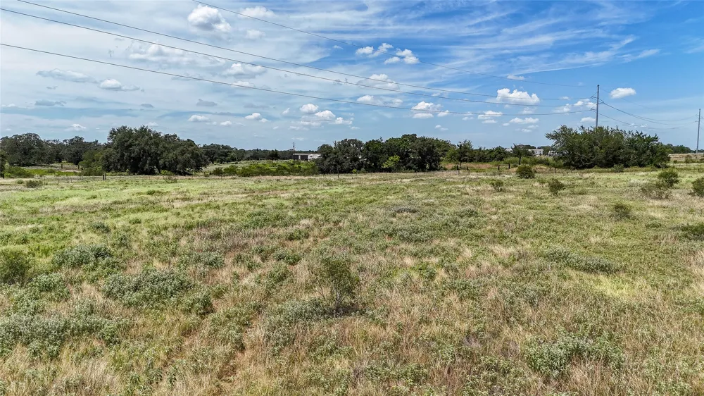 1 Fox Lane Lockhart, TX 78644