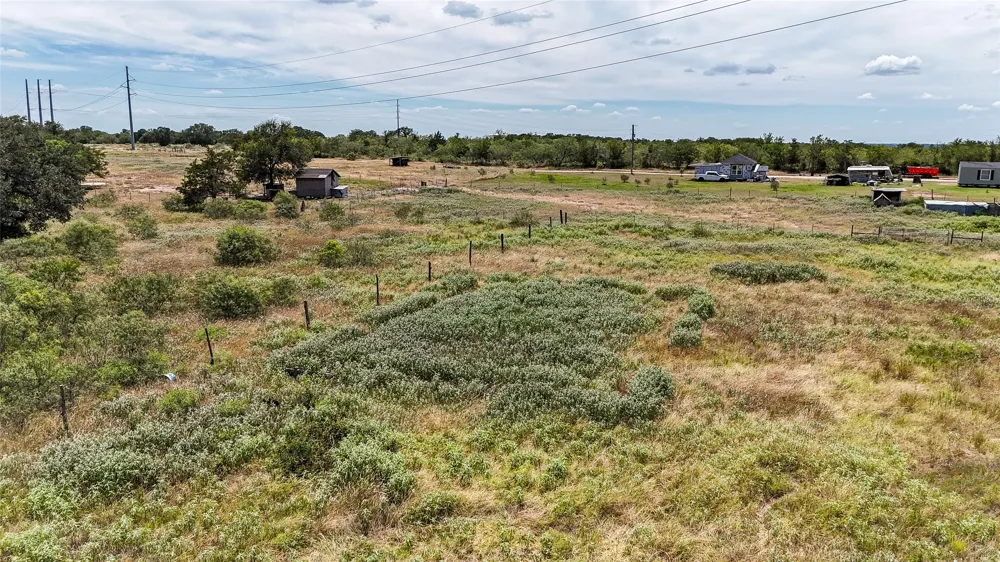 1 Fox Lane Lockhart, TX 78644