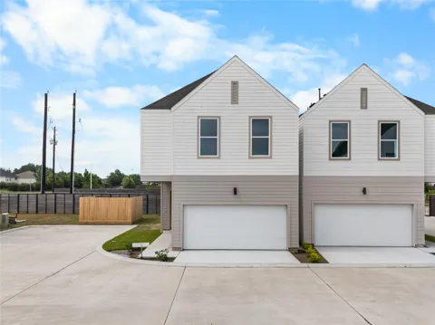 4006 Buffalo Moon Drive