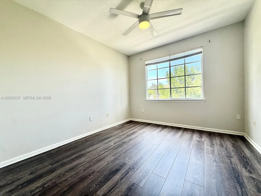 9208 W Myrtlewood Cir W #208 Palm Beach Gardens, FL 33418