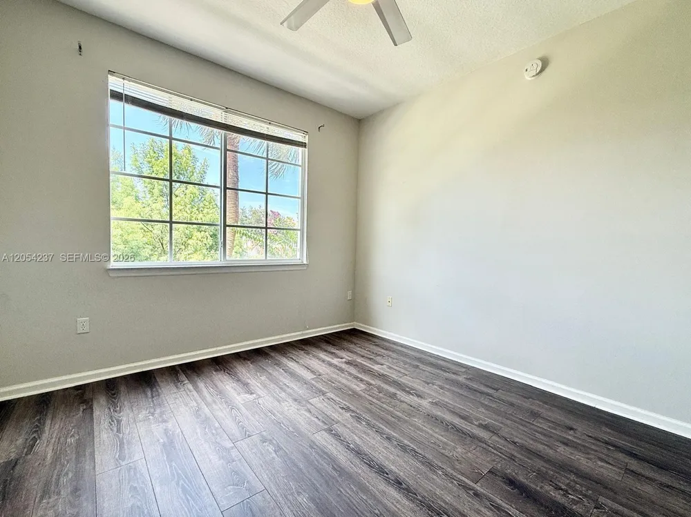 9208 W Myrtlewood Cir W #208 Palm Beach Gardens, FL 33418