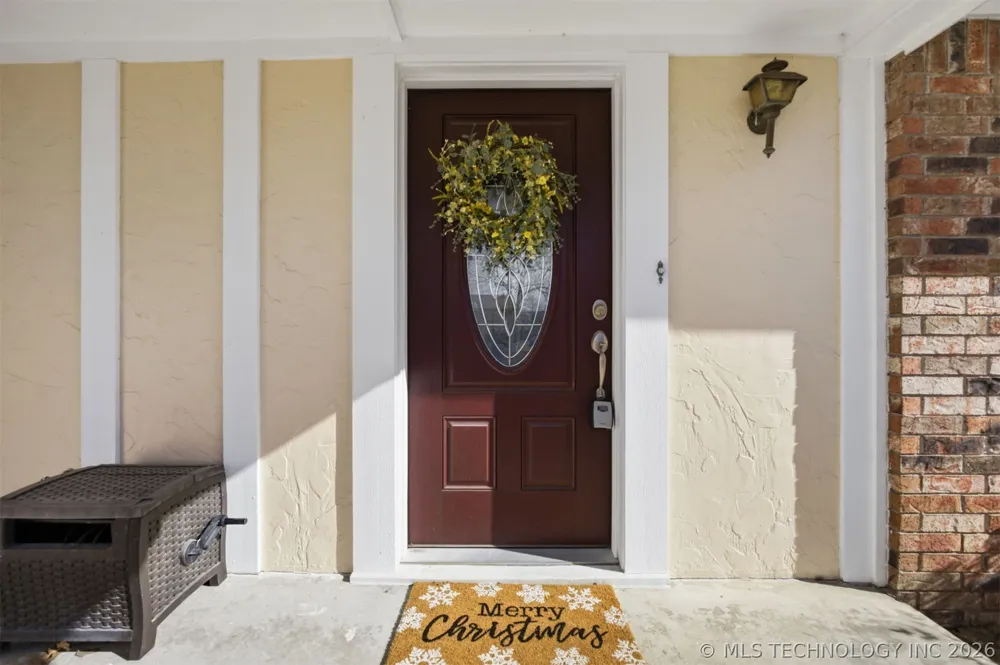 8329 118th EastAvenue Owasso, OK 74055